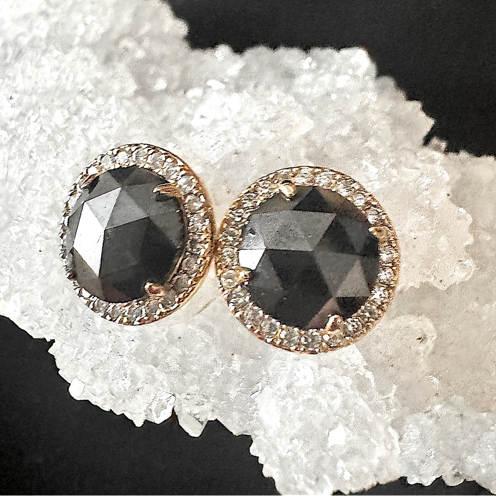 ♣️ Kate Spade Black Onyx Crystal Pave Halo Stud Earrings - Picture 4 of 13